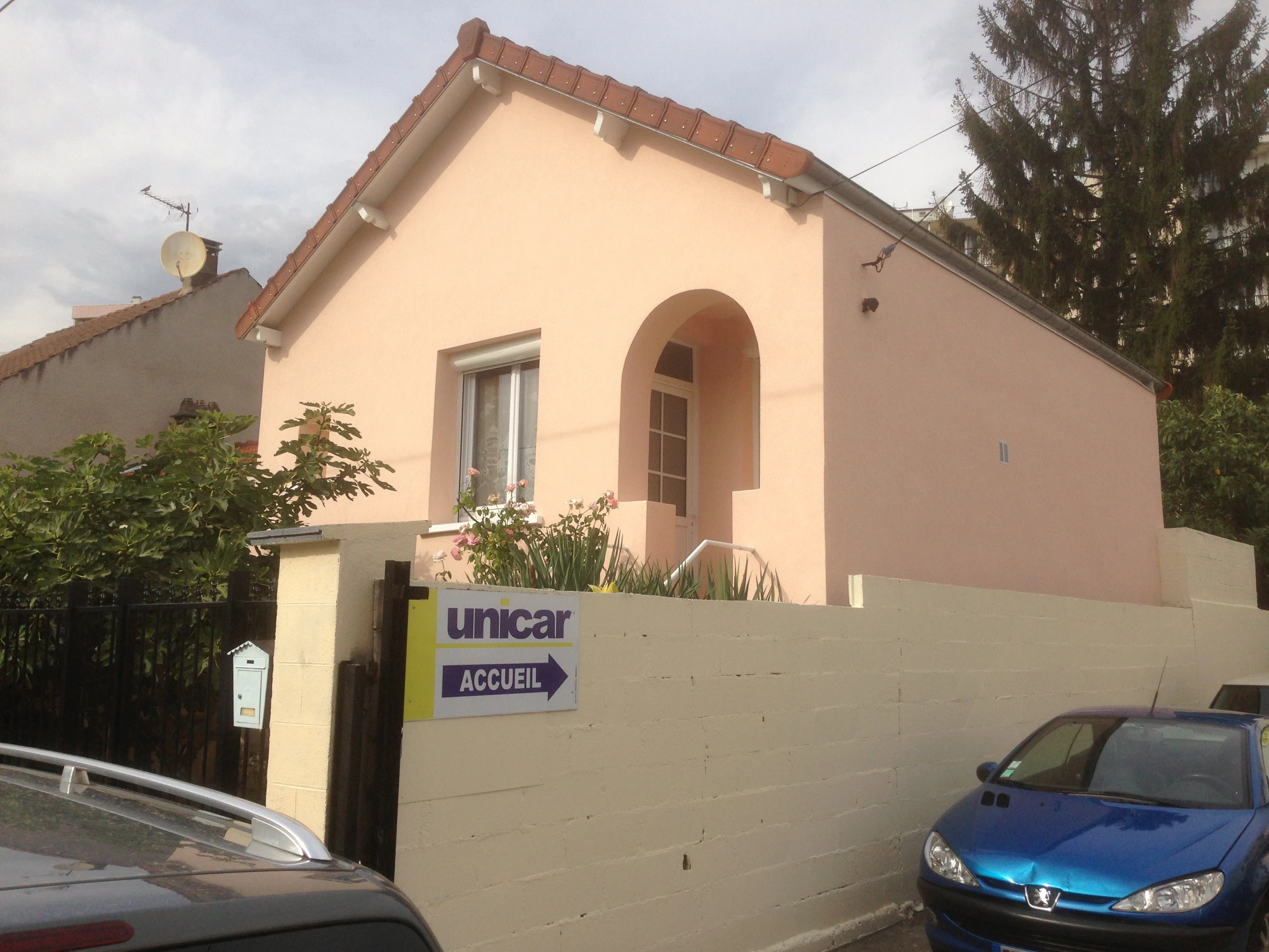 Ravalement et isolation thermique par l'extérieur à Épinay-sur-Seine — maison individuelle